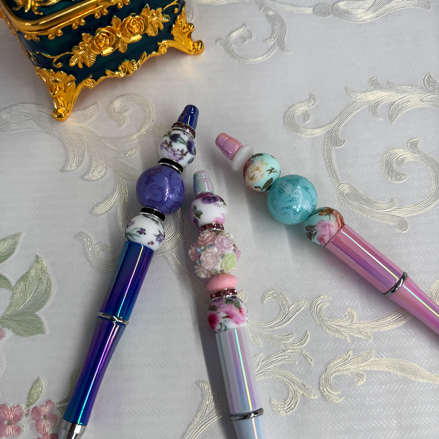 Scandal & Stationery Mini Kit